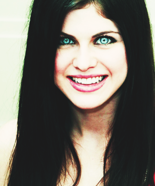 ;alexandra daddario♡ - Página 4 Tumblr_na63intHTy1rrmn10o1_500