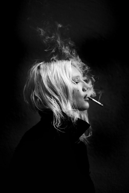 cigaret-pauza Tumblr_nvcws2twKj1r7q5eeo1_500