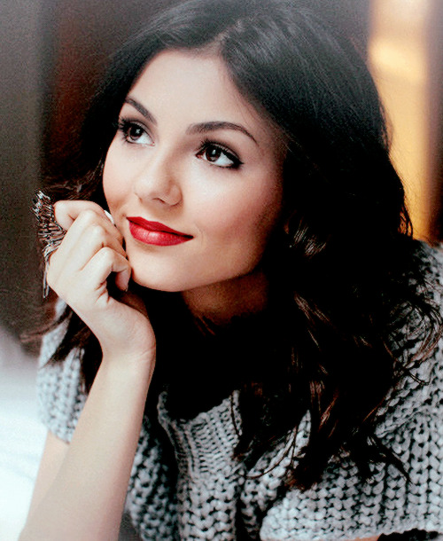 ;victoria justice.♡ - Página 4 Tumblr_nk18beuy9M1rids08o1_500