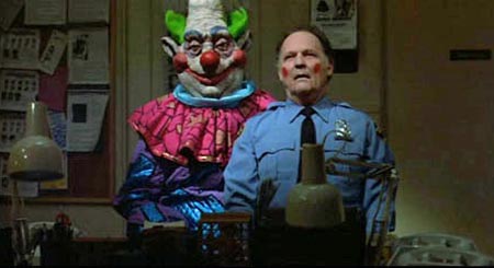 Un solo largo de ficción..y de terror Killer_klowns_from_outer_space