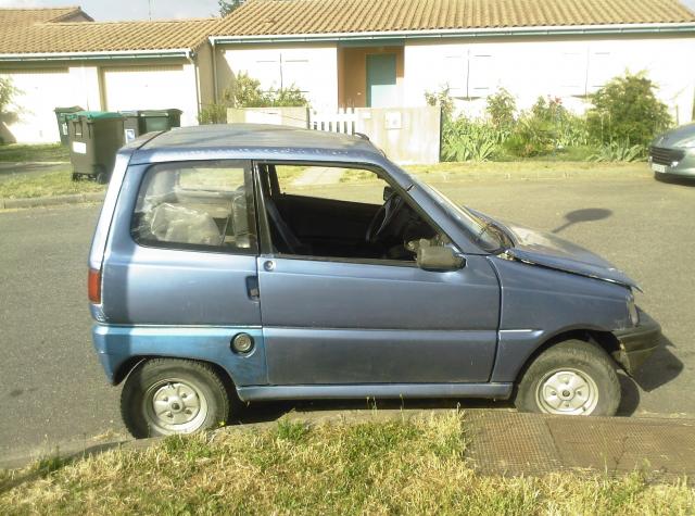 Bonjour Photo1-voiture-sans-permis-accidente-pour-piece-1-4x9x7x0w269120