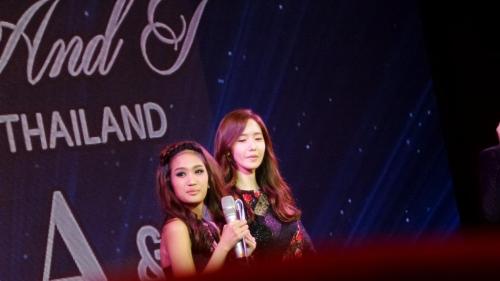 صور + فيديو | يونا في المؤتمر الصحفي لـ Yoona and i في تايلاند  Tumblr_n9bkocLDMH1sewbc1o1_500