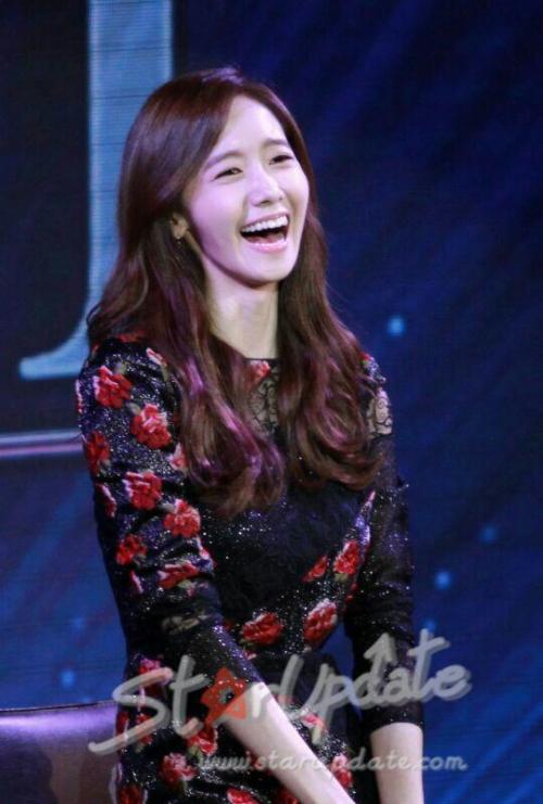 صور + فيديو | يونا في المؤتمر الصحفي لـ Yoona and i في تايلاند  Tumblr_n9bn6fO2OK1sewbc1o1_500