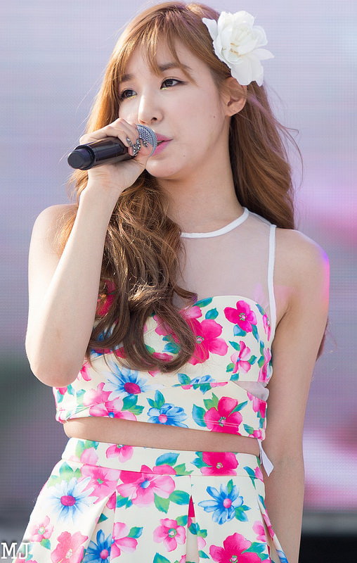 [PIC][30-07-2014]TaeTiSeo biểu diễn tại "BlueOne WaterPark Kpop Dream Festival" vào chều nay Tumblr_n9jf32FYJl1sewbc1o4_1280