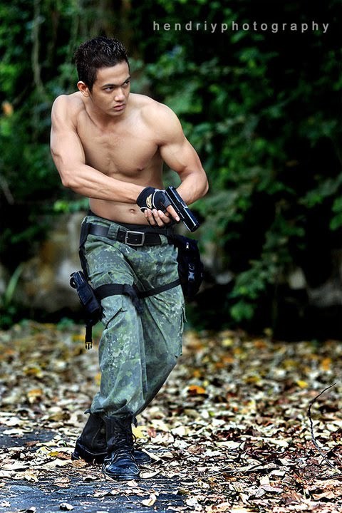 2013 - Dave Swat - Indonesia Men's Health Mag - Jul 2013 Tumblr_n4iqnhB0bv1saujx6o2_500