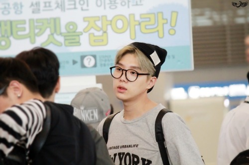 140802 Incheon Airport |  Tumblr_n9oipr6InV1qcrhyko1_500