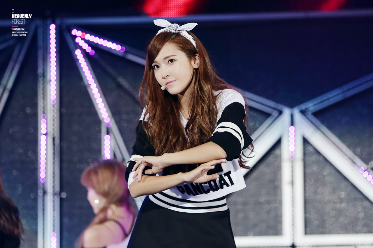 [PIC][15-08-2014]SNSD tham dự "SMTOWN LIVE WORLD TOUR IV in SEOUL" vào chiều nay - Page 7 Tumblr_nartqaYPUK1sewbc1o4_1280