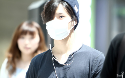 140602 Taemin @ Aeropuerto Pudong hacia Corea Tumblr_n72ikwtw2q1rsfd76o1_500