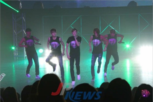 U-KISS @ Diamond kiss event Tumblr_n3z8l6Cle91qaq5eko1_500