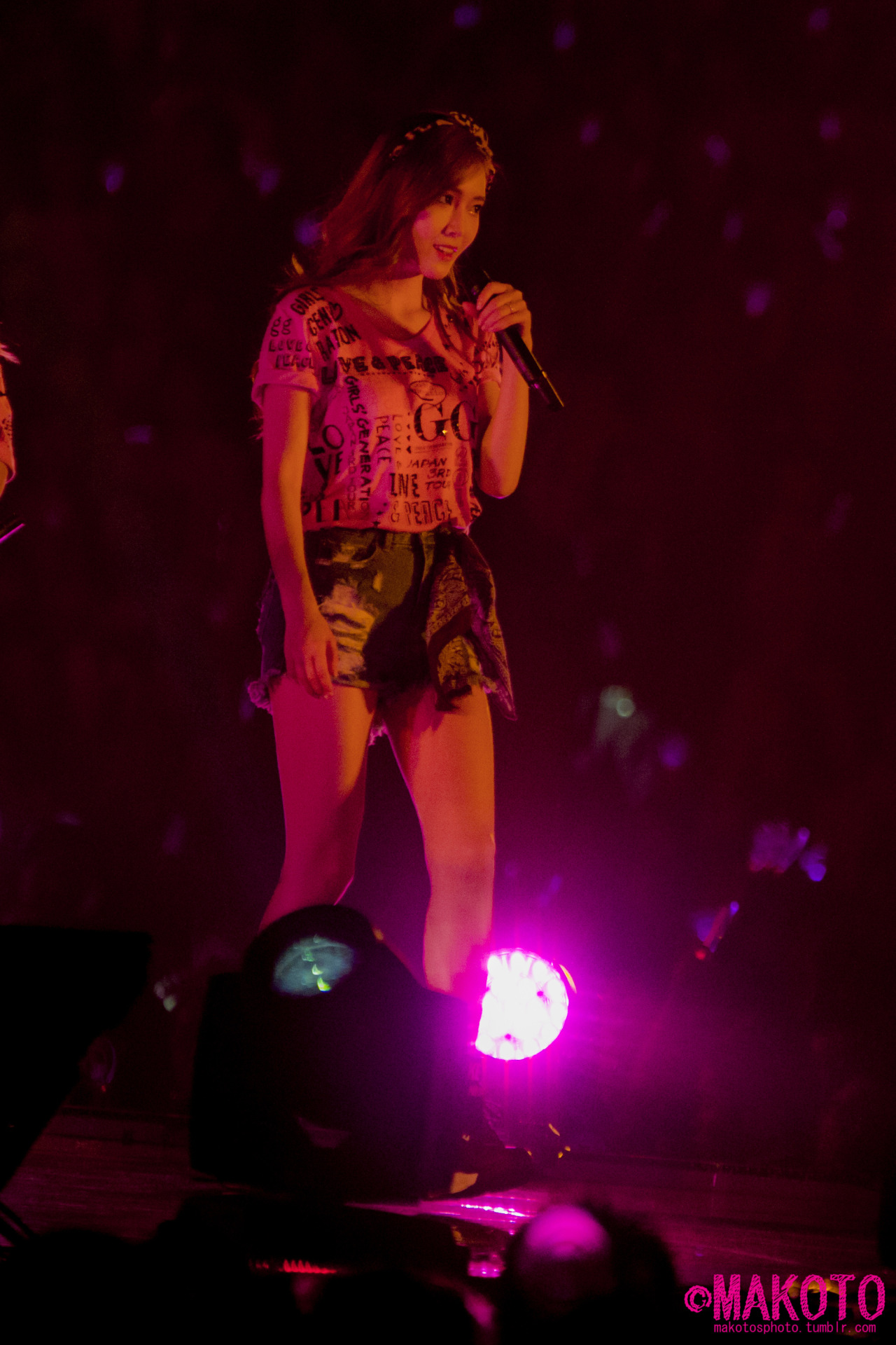 [PIC][26-04-2014]Hình ảnh mới nhất từ Tour diễn vòng quanh Nhật Bản thứ 3 - "LOVE&PEACE" của SNSD - Page 2 Tumblr_n4o32lRiM01spilbao4_1280