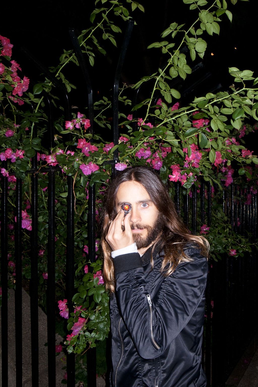 3 - [PHOTOSHOOT] Jared Leto by Terry Richardson - Page 32 Tumblr_n7a5jhH7r21qa42jro1_1280