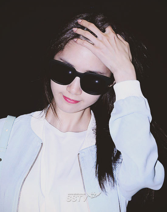 [PIC][15-05-2014]YoonA trở về Hàn Quốc vào chiều nay Tumblr_n5mhinmDf31sewbc1o2_1280