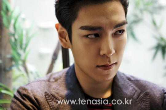 [13/9/14][Pho] TOP @ Korean Media Interview (Updated) Tumblr_nbrir51zNw1s2y987o6_1280