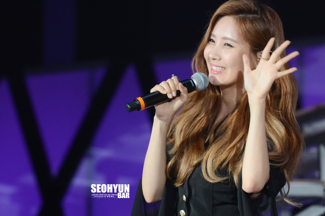 [PIC][30-09-2014]SNSD khởi hành đi Trung Quốc để tham dự "China for GG 1st Fan Party in ShenZhen" vào sáng nay - Page 14 Tumblr_nd9grkMYSn1sewbc1o1_1280