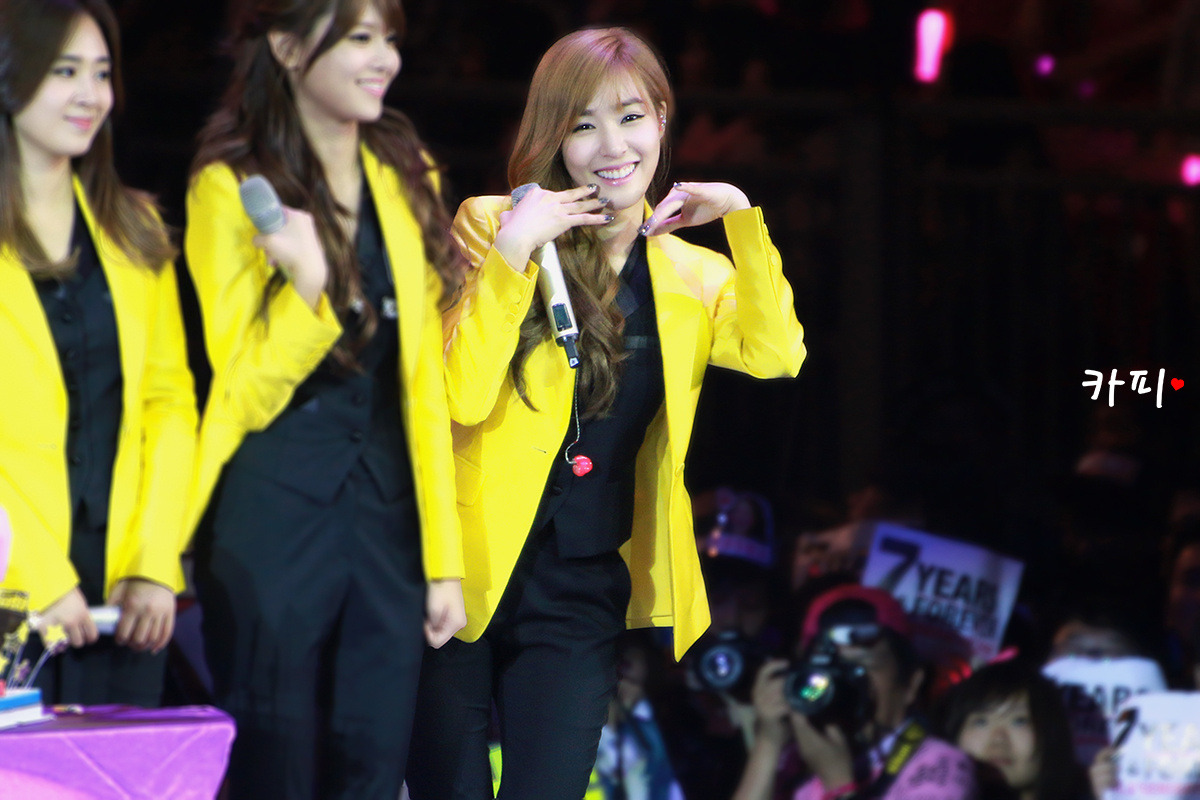 [PIC][02-08-2014]SNSD khởi hành đi Hồng Kông để tham dự "Best of Best in Hong Kong Concert" vào sáng nay - Page 15 Tumblr_n9qucvgZA71sewbc1o1_1280