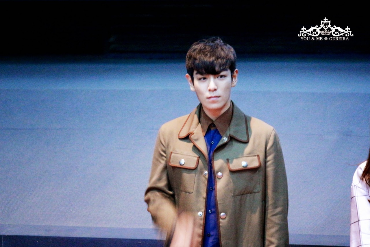 [Update][Pho] TOP @ "Tazza 2" Stage Greeting (8/9/14) Tumblr_nbj1sfQOL31qb2yato10_1280