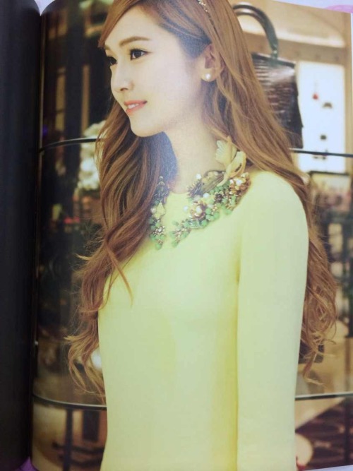 [PIC][23-08-2014]Hình ảnh mới nhất từ Photobook "Girls' Generation In Las Vegas" của SNSD - Page 2 Tumblr_nawb3gM94y1sewbc1o5_500