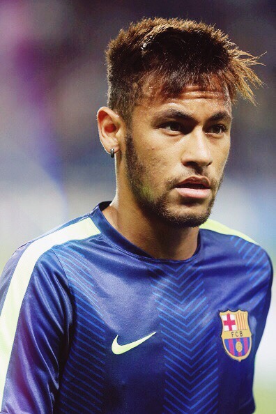 Neymar Jr. - Page 9 Tumblr_ncs0urNW6y1tio6eno1_400