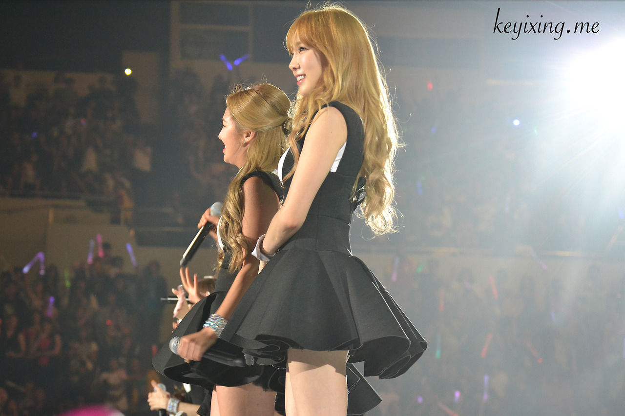 [PIC][07-08-2014]SNSD khởi hành đi LA để tham dự "KCON 2014" vào hôm nay - Page 9 Tumblr_naa93meSNL1sewbc1o1_1280