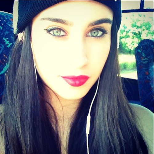 ;lauren jauregui.♡ - Página 2 Tumblr_inline_nbl2fuXIPd1rbpzwe