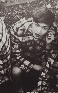 Zhang Yi Xing (Lay) - EXO-M Tumblr_nbn8xlj3jI1tl9dd7o10_250