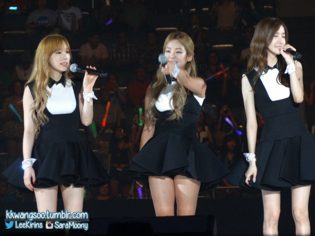 [PIC][07-08-2014]SNSD khởi hành đi LA để tham dự "KCON 2014" vào hôm nay - Page 11 Tumblr_na70q1ibUq1qekjdlo1_1280