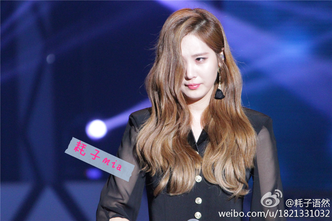 [PIC][30-09-2014]SNSD khởi hành đi Trung Quốc để tham dự "China for GG 1st Fan Party in ShenZhen" vào sáng nay - Page 6 Tumblr_ncq2ccY7qH1sewbc1o2_1280