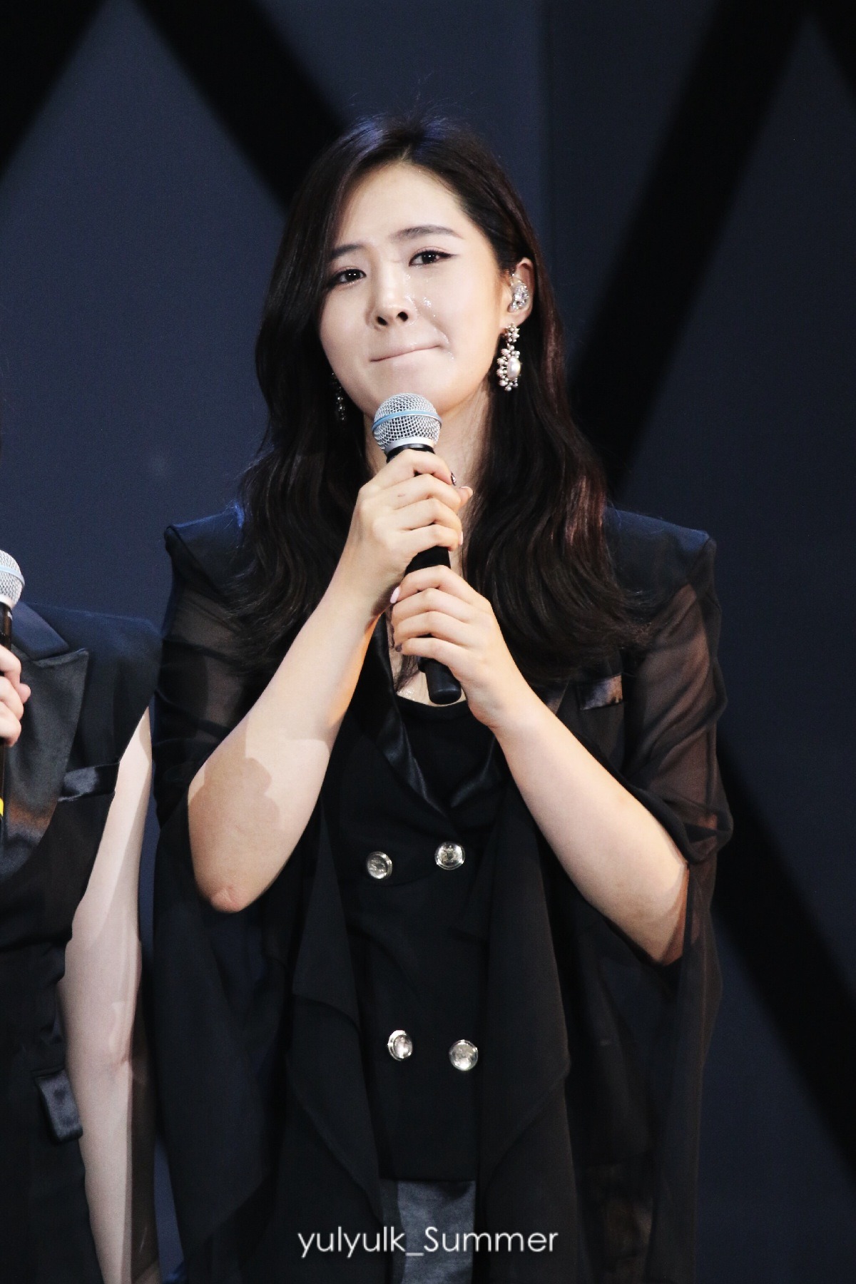 [PIC][30-09-2014]SNSD khởi hành đi Trung Quốc để tham dự "China for GG 1st Fan Party in ShenZhen" vào sáng nay - Page 10 Tumblr_ncuhoyMbyt1sewbc1o1_1280