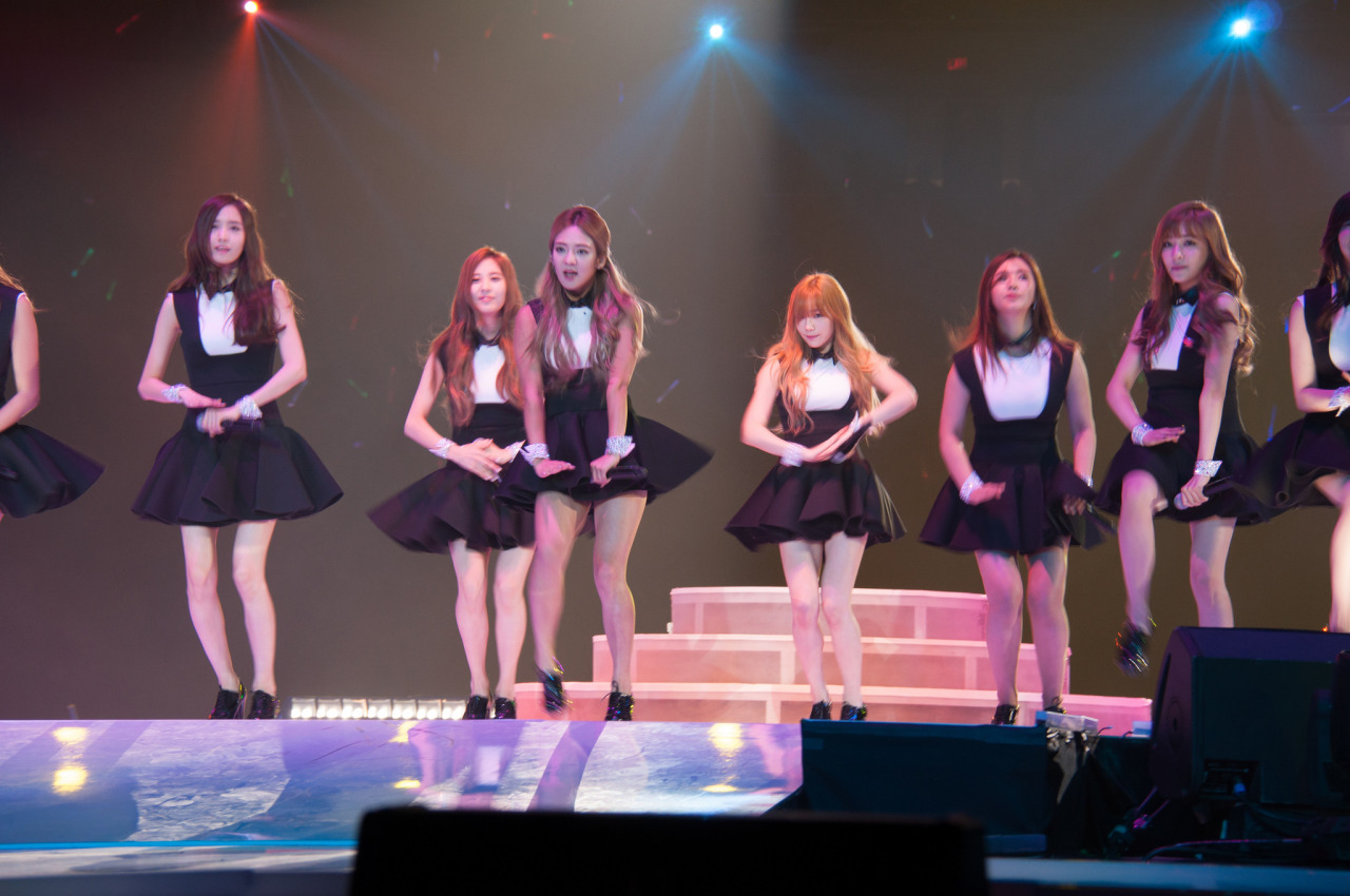 [PIC][07-08-2014]SNSD khởi hành đi LA để tham dự "KCON 2014" vào hôm nay - Page 9 Tumblr_naaajqtkpX1sewbc1o3_1280