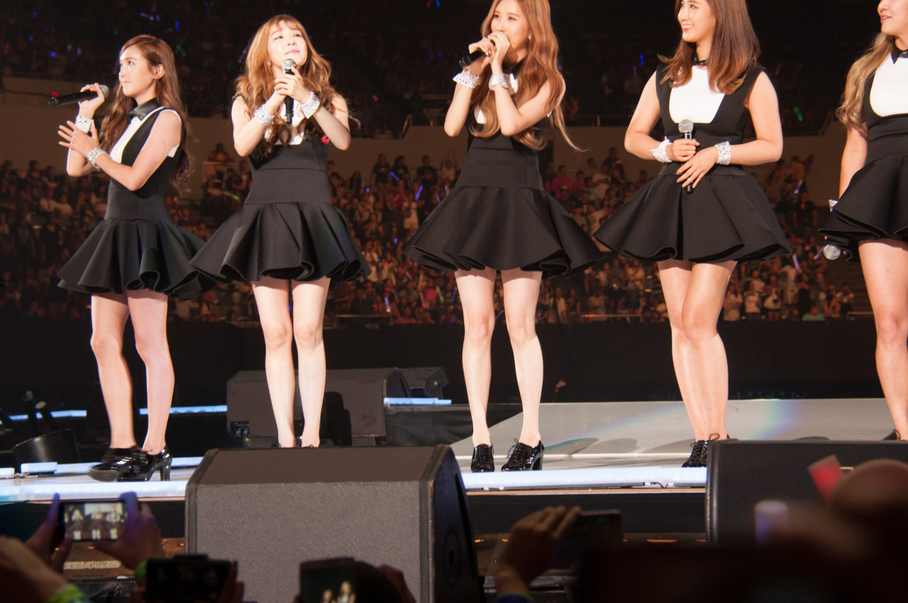 [PIC][07-08-2014]SNSD khởi hành đi LA để tham dự "KCON 2014" vào hôm nay - Page 9 Tumblr_naab2wLERr1sewbc1o1_1280