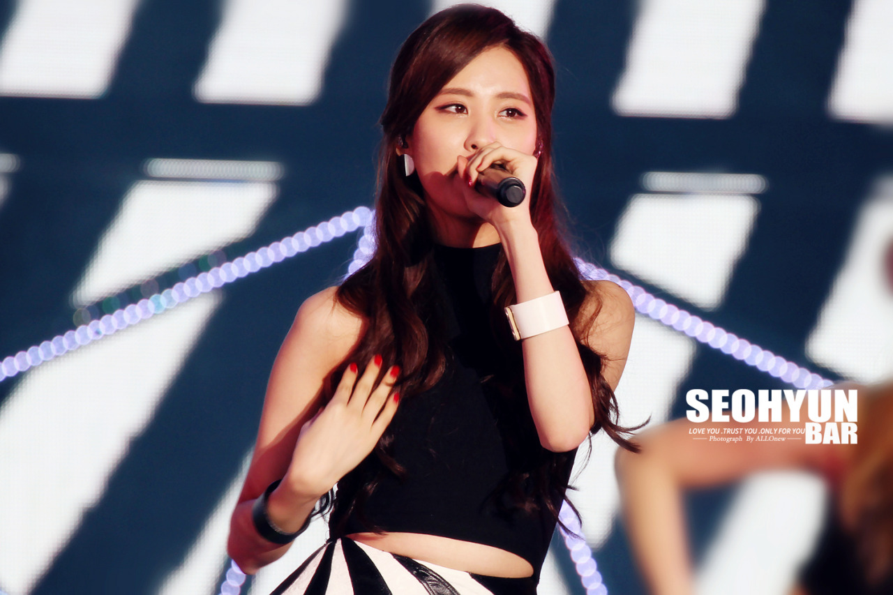 [PIC][17-10-2014]SNSD khởi hành đi Thượng Hải – Trung Quốc để tham dự "SMTOWN LIVE WORLD TOUR IV IN SHANGHAI" vào tối nay - Page 10 Tumblr_ndupmfXsvk1sewbc1o1_1280