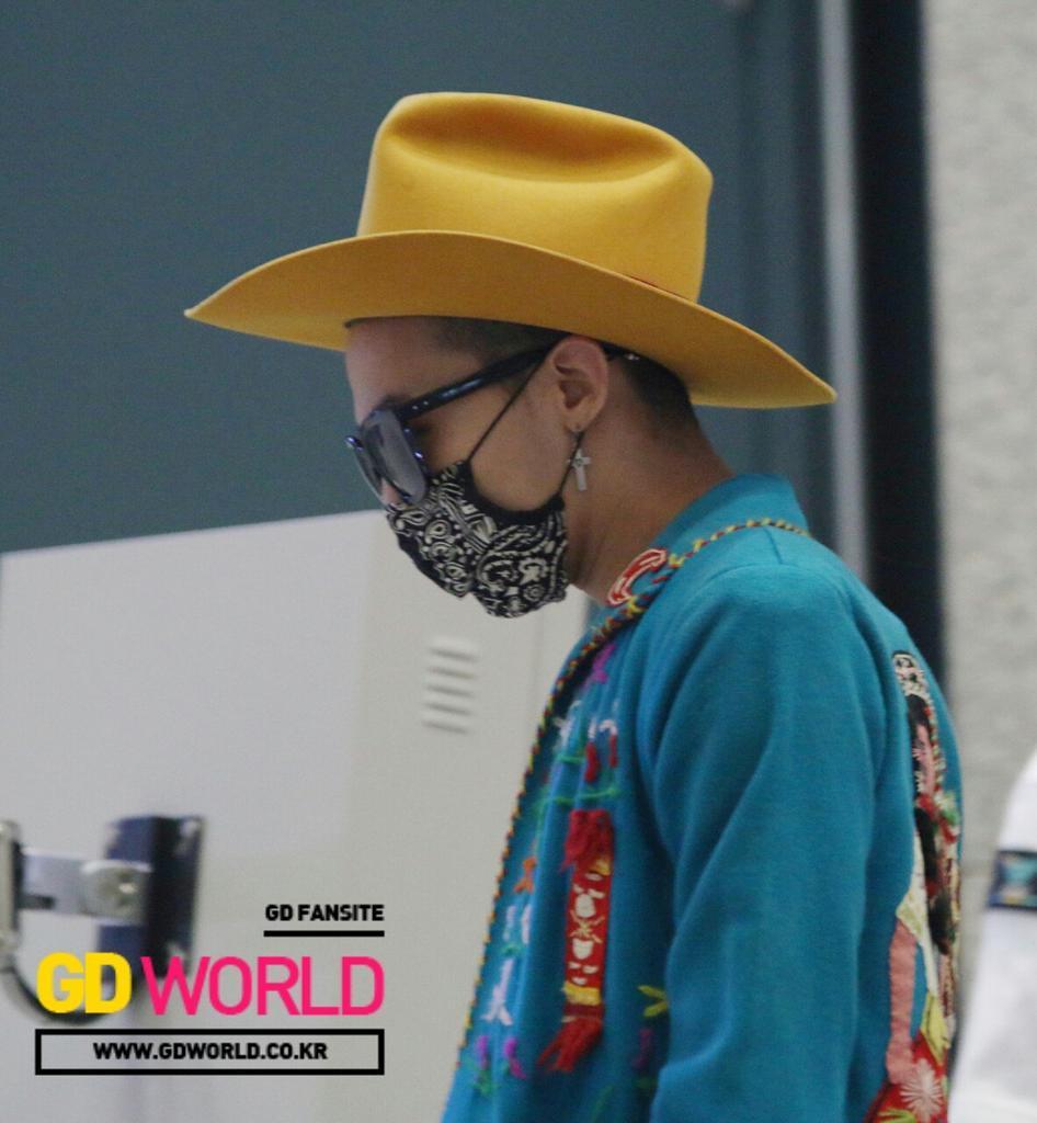 [14/8/14][Pho] GD tại sân bay Incheon trở về từ Los Angeles Tumblr_naa03b3znT1qb2yato2_1280