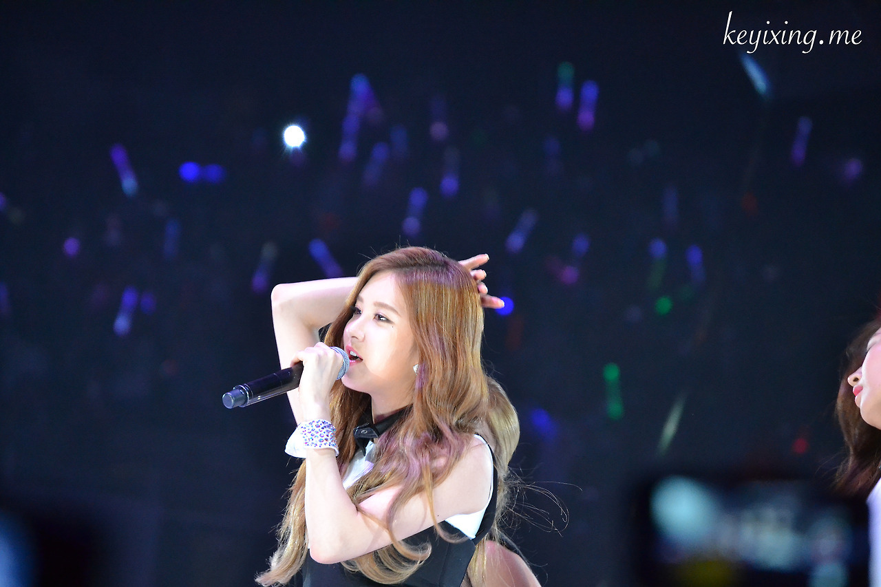 [PIC][07-08-2014]SNSD khởi hành đi LA để tham dự "KCON 2014" vào hôm nay - Page 9 Tumblr_naa9dxVbE01sewbc1o1_1280