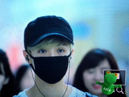 [PREVIEW] 140907 Beijing Airport - Arrival [46P] Tumblr_nbiddeKC6I1qhmxnlo1_500