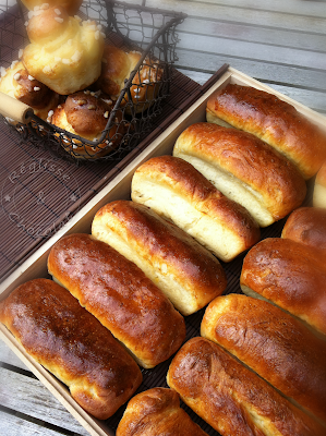 Petits Pains au Lait, au Sucre ou au Chocolat IMG_6704