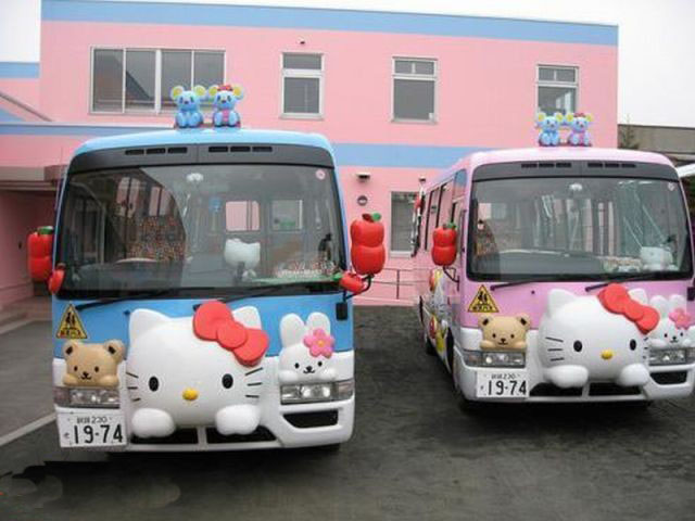 حافلات مصممة خصيصا لأطفال المدارس باليابان Japan-schools-bus-design-cool-3