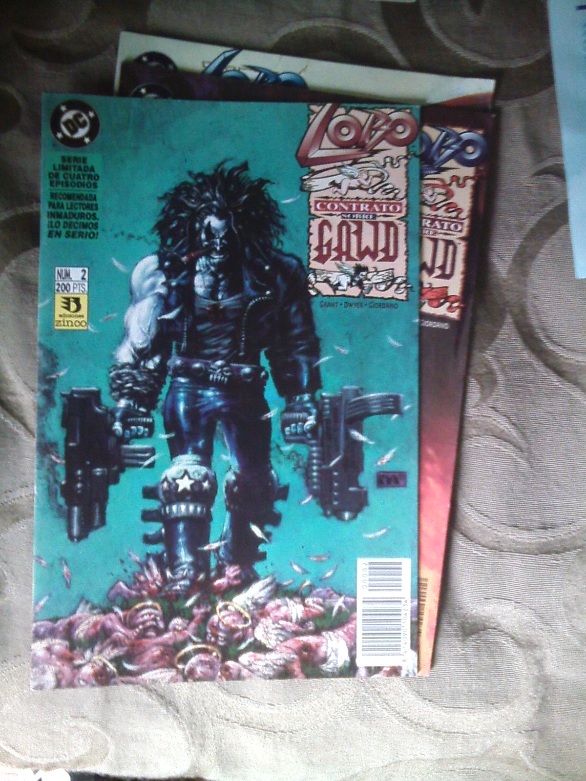  [Comics] Siguen las adquisiciones 2015 - Página 9 CAM05297