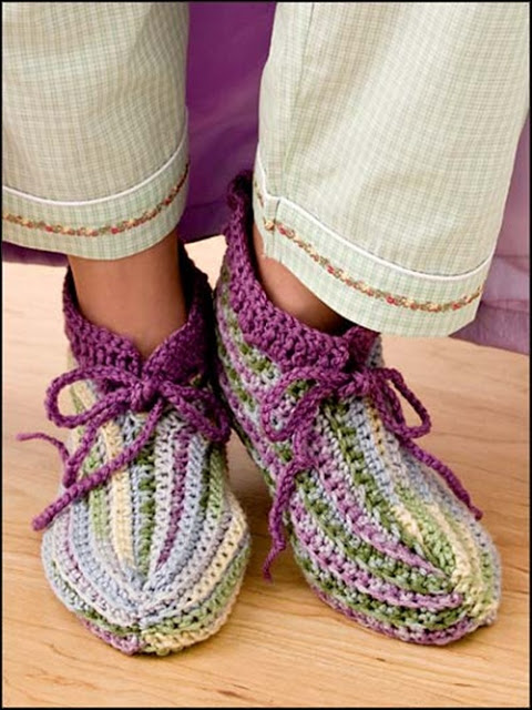 أحذية تريكو مذهلة - Amazing Knitted Footwear  Knitted-footwear-11