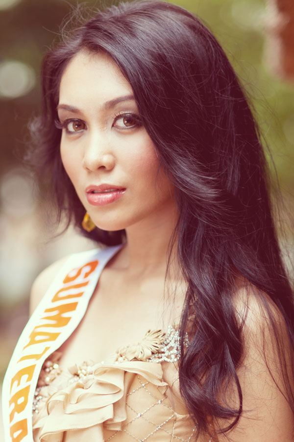Annisa Nusyirwan was crowned Miss Earth Indonesia 2014 Sumbar-1