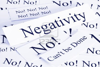 أقوال عن السّلبيّة والسّلبيّون  14298723-a-look-at-the-concept-of-negativity-can