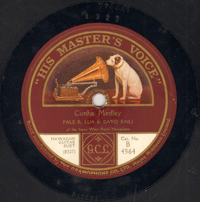 Pale K. Lua & David K. Kaili, Hawaiian guitar Pale%2BLua%2BDavid%2BKaili%2BB4564