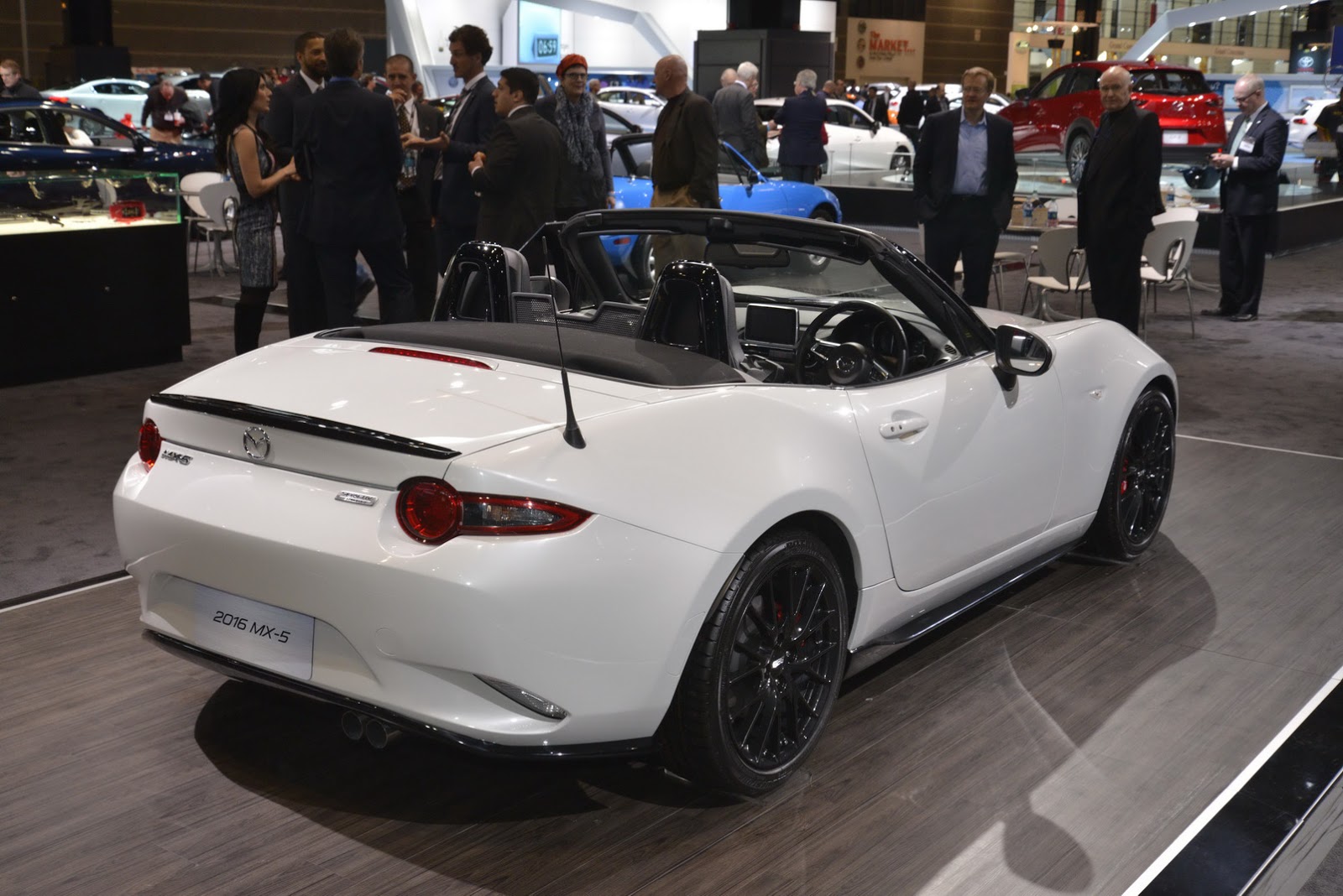 2014 - [Mazda] MX-5 IV - Page 18 2016-Mazda-MX-5-5