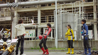 Tokusatsu tuần này 1340491102329