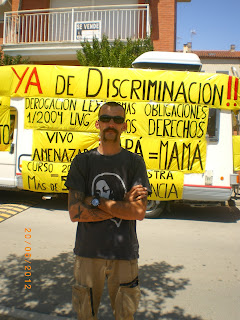 ACAMPADA POR LOS DERECHOS DE SU HIJO - JUAN M.PUJANTE IMGP0288