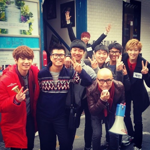 Tournage de Soohyun, Jun et Kevin avec Hong Seok-cheon  41