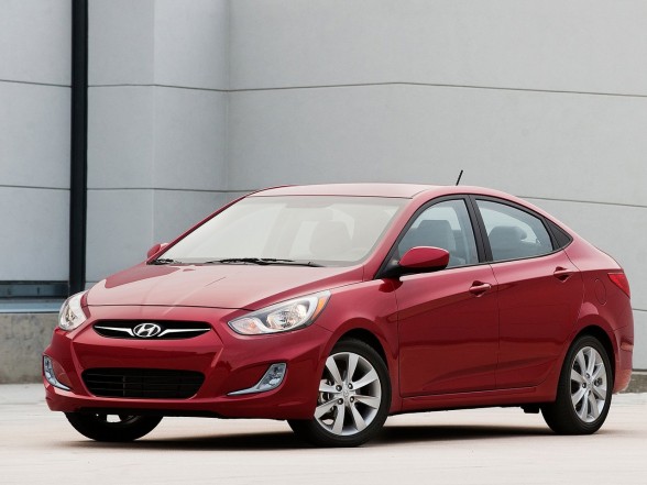 2012 Hyundai Accent 2012-Hyundai-Accent-Sedan-Front-Side-autocargo-transport