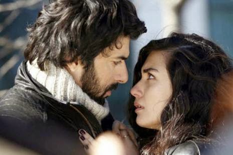 عذرا حبيبي Kara-Para-A%C5%9Fk-Engin-Aky%C3%BCrek-Tuba-B%C3%BCy%C3%BCk%C3%BCst%C3%BCn-romance