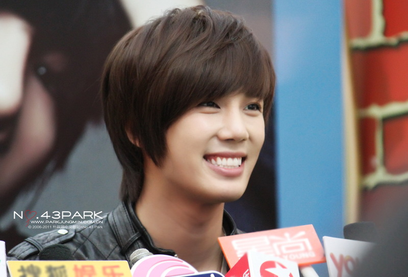 Park Jung Min Made Fans Giddy @ Hong Kong Fan Sign Event Pjm5