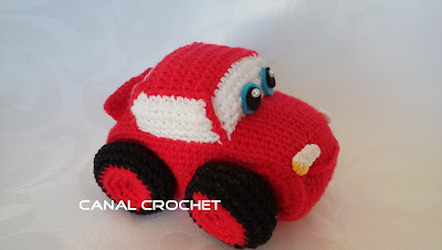 coche rojo amigurumi 20150818_194926