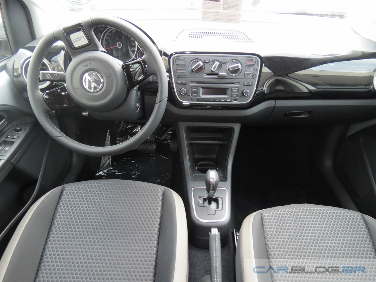 VW/Volkswagen Up! - Página 21 VW%2BCrossup%2B(22)